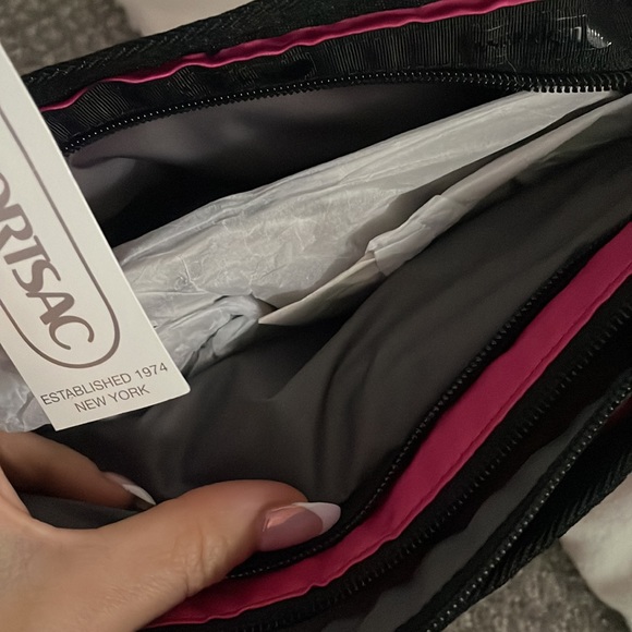 Lesportsac Gabrielle Small Box Crossbody NEW WITH TAGS Hot Pink - Picture 11 of 13